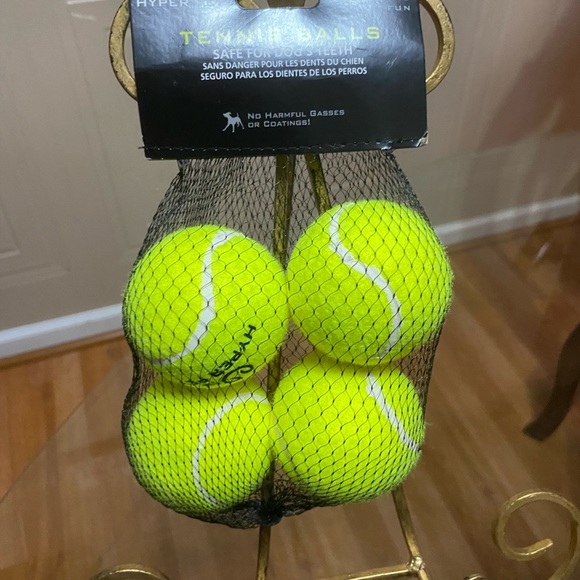 - Brand New Multicolor Tennis Balls Safe For Dog Teeth. - Picture 3 of 6